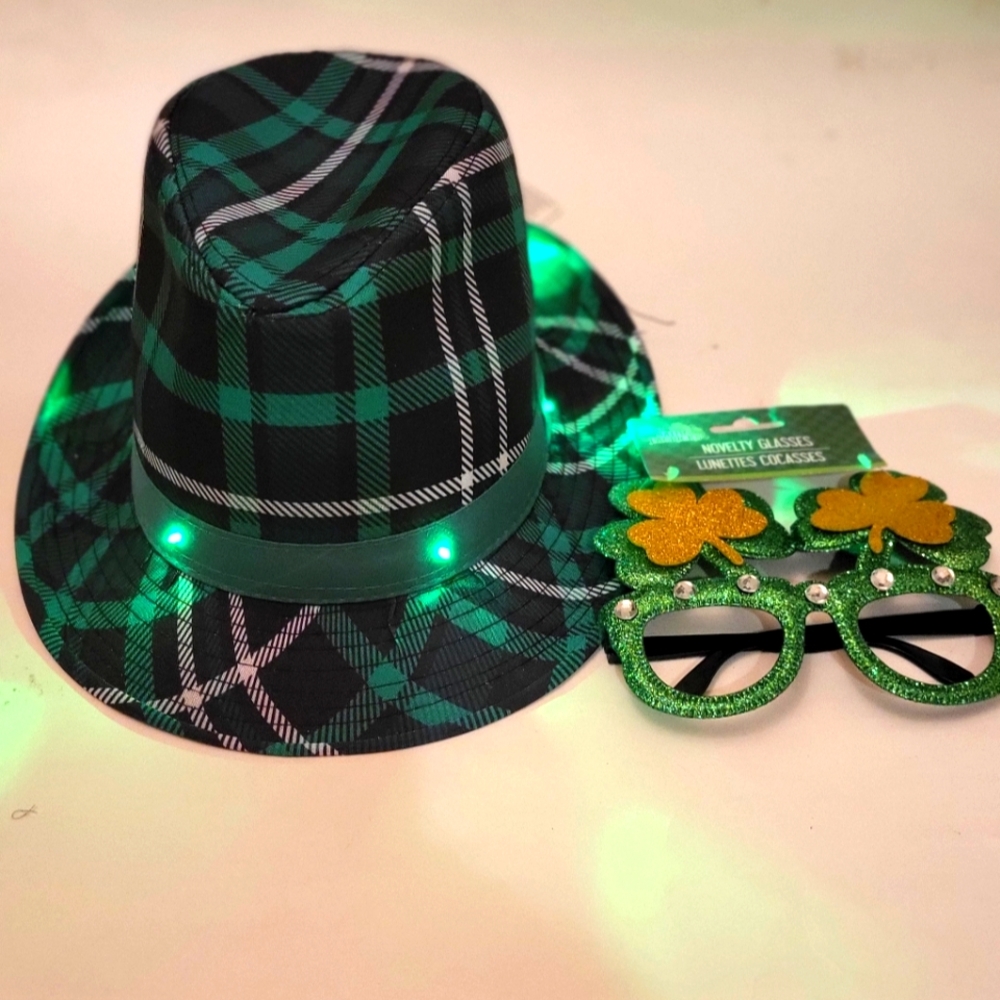 St Patrick's Light Up Fedora & Novelty Eye Glass Frame Bundle NEW